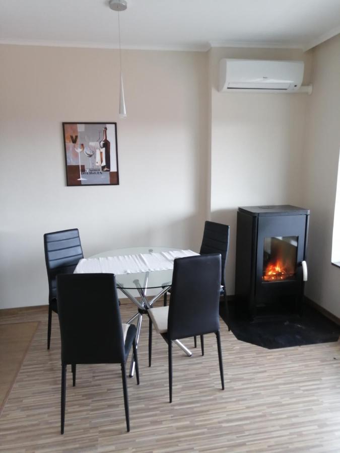 Lux Apartman Balatonfured Bagian luar foto