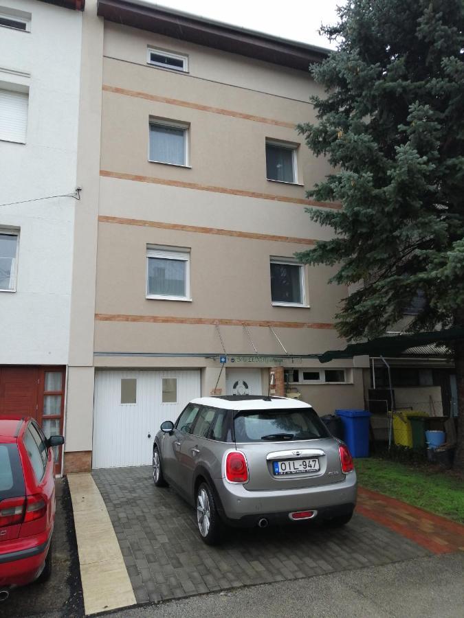 Lux Apartman Balatonfured Bagian luar foto