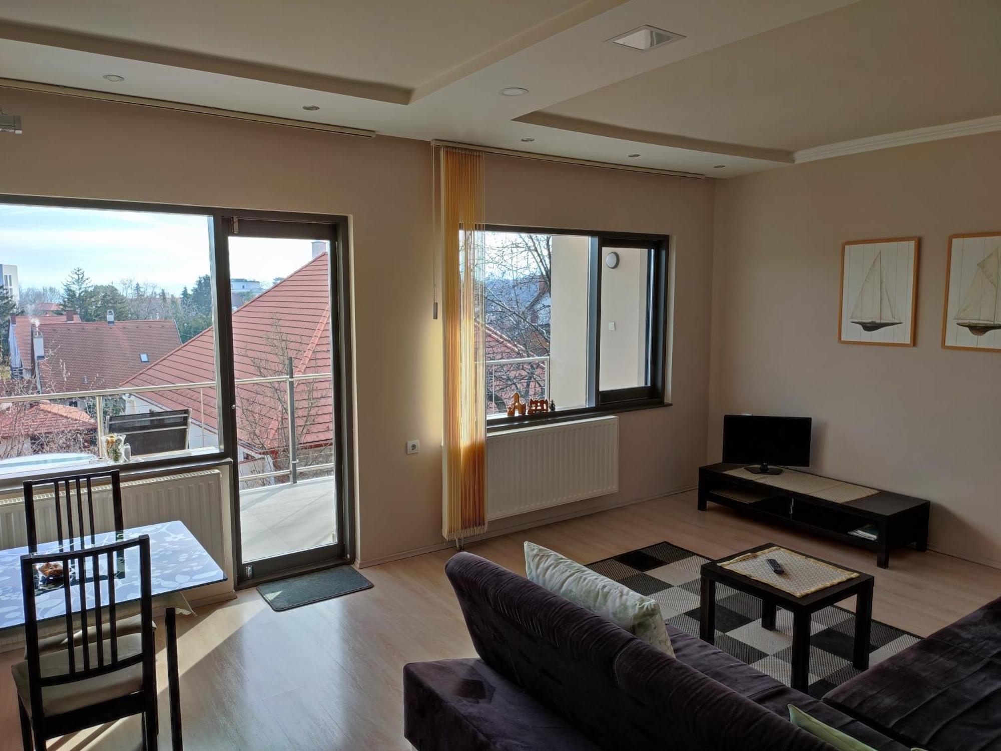 Lux Apartman Balatonfured Bagian luar foto